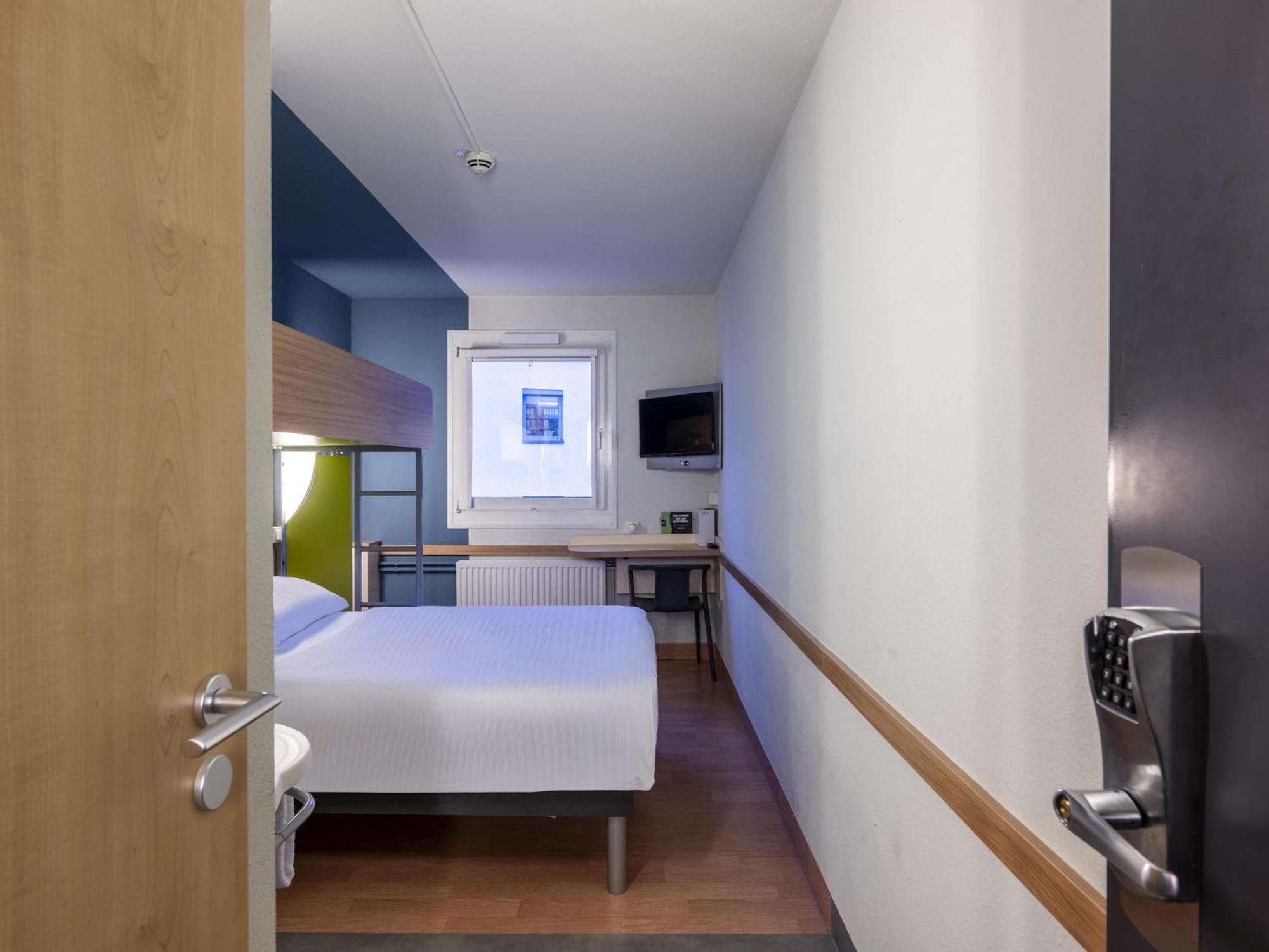 B&B Hotel Mannheim-Friedrichsfeld Экстерьер фото